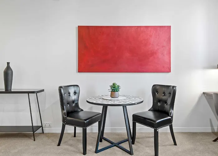 Charming 1-Bed Central Studio Apartment